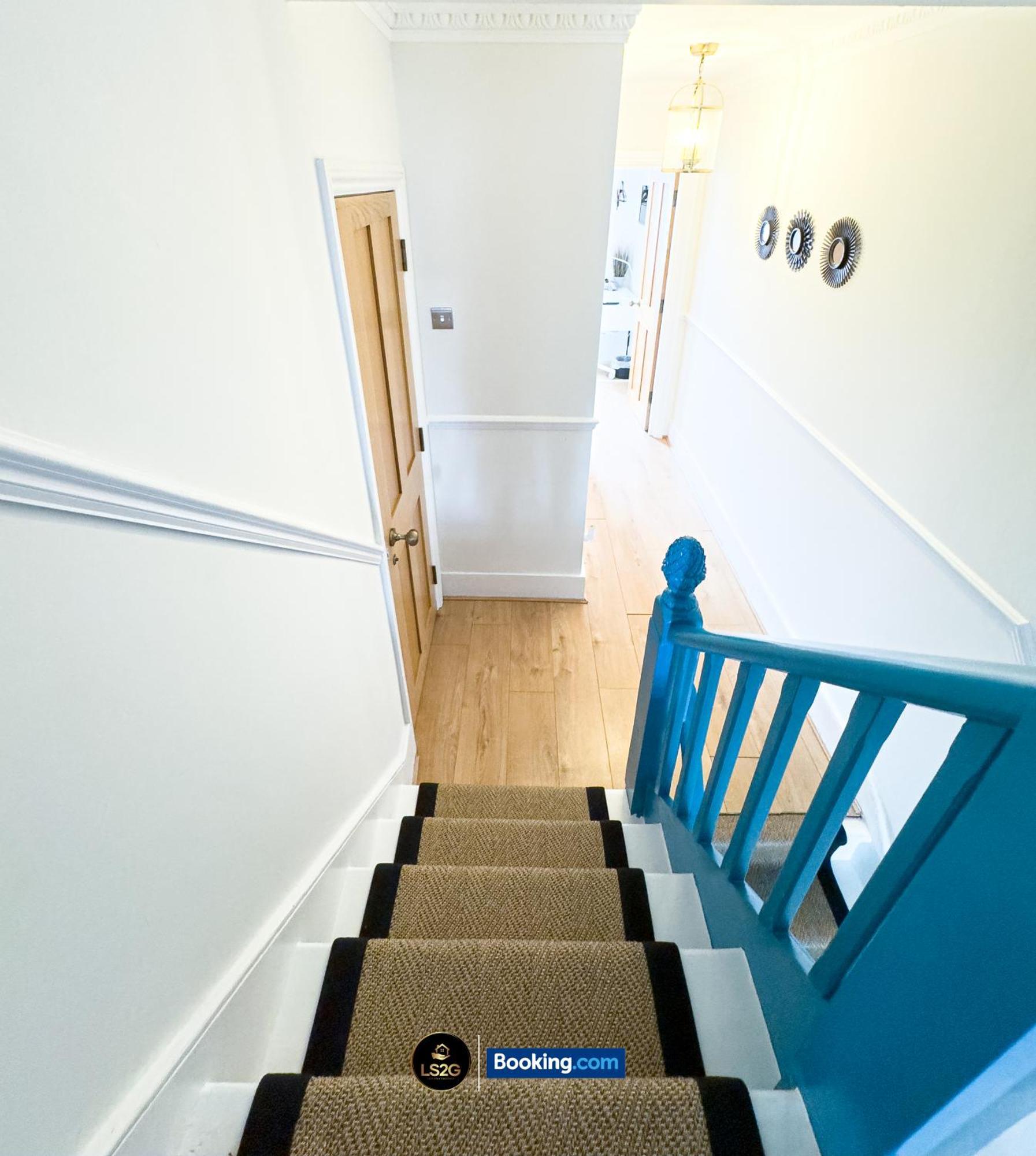 Stunning House By Ls2G Short Lets & Serviced Accommodation Greater London With Free Wifi Ngoại thất bức ảnh