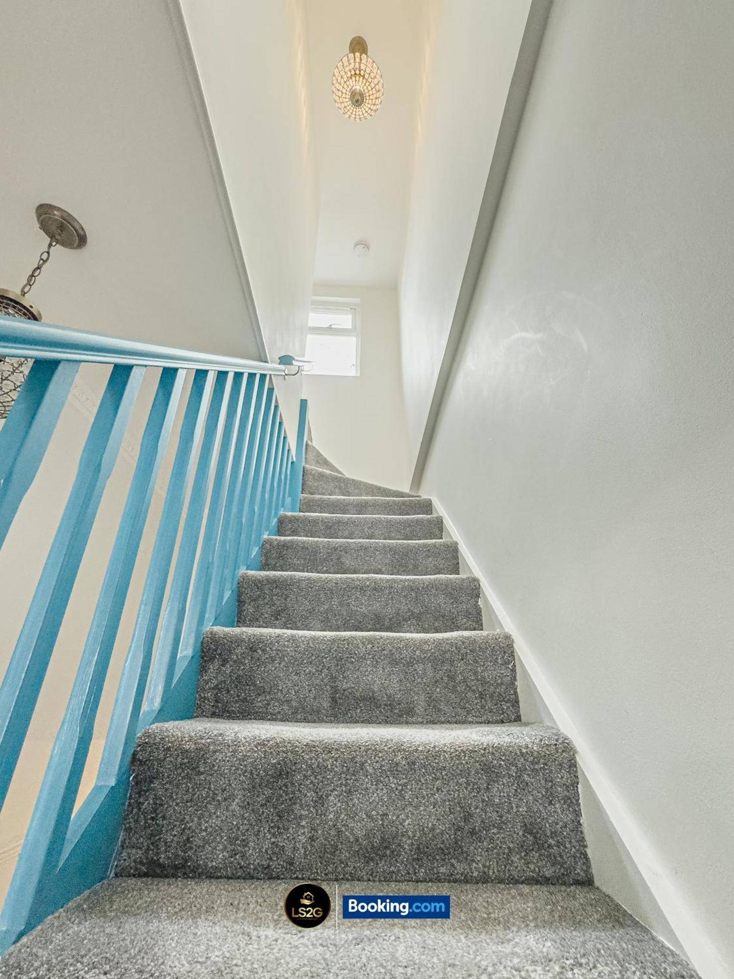 Stunning House By Ls2G Short Lets & Serviced Accommodation Greater London With Free Wifi Ngoại thất bức ảnh